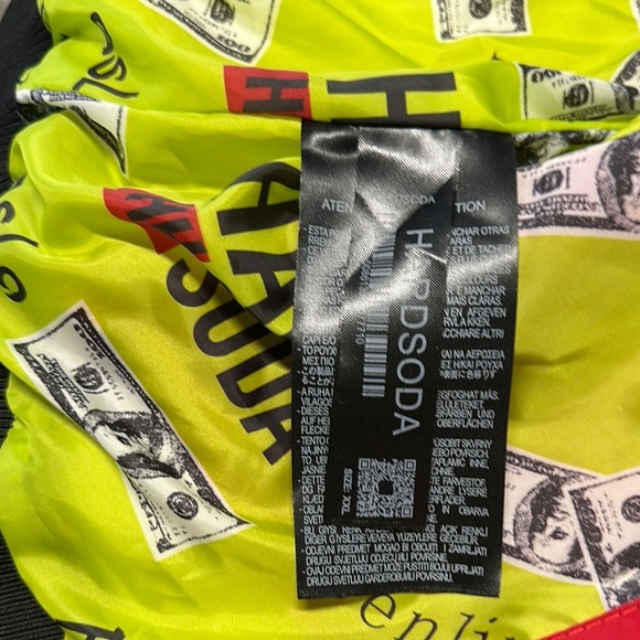 Soda Puffer Jacket Red and Blue with Comic Print - Picture 11 of 16